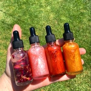 Body Shimmer Oils
